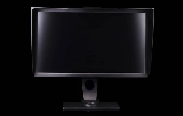 Monitor de computador fotógrafo profissional com capa de sombreamento — Fotografia de Stock