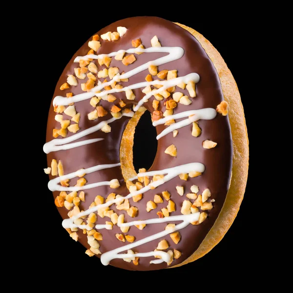 Glasierte Schokoladen Donut Mit Nüssen Auf Schwarzem Hintergrund Drei Vierteln — Stockfoto
