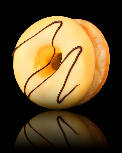 Donut Vitrificado Com Polvilhas Fundo Preto Isolado Com Caminho Recorte — Fotografia de Stock