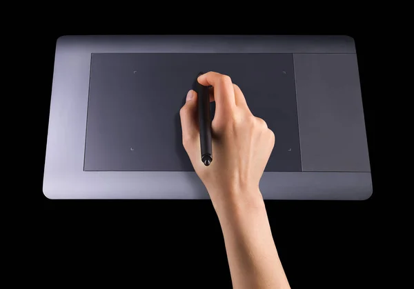 Tangan Memegang Pena Grafis Digital Dan Menggambar Tablet Grafis Untuk — Stok Foto