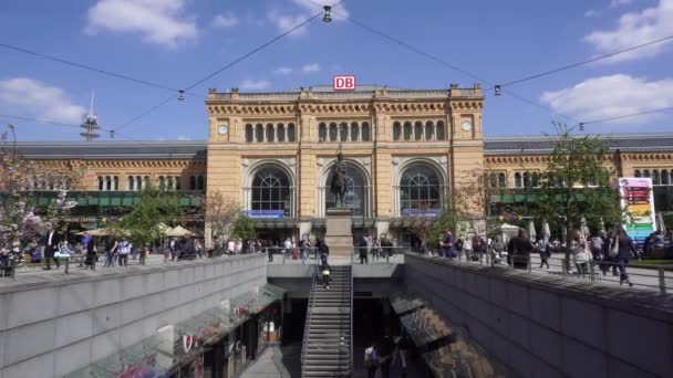 Центрального залізничного вокзалу Ганновера Hauptbahnhof, Ганновер — стокове відео