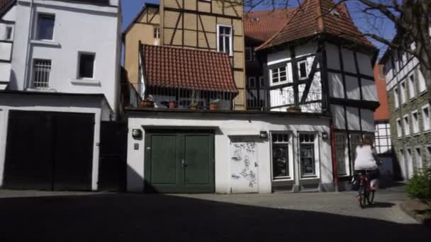 Fachwerkhaus traditioneel Duits vakwerk huis, Duitsland — Stockvideo