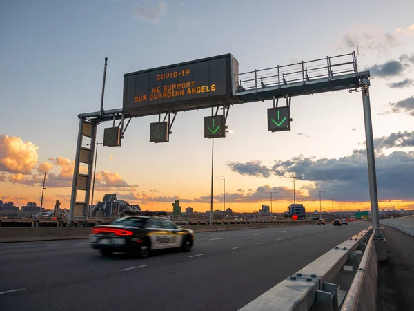 Champlain bridge sign 