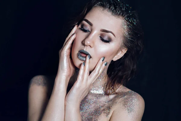 The girl's portrait in a glitter — Stock Photo, Image