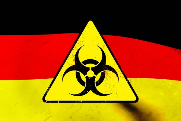Biohazard Υπογράψει Στο Κίτρινο Τρίγωνο Στο Φόντο Της Σημαίας Της — Φωτογραφία Αρχείου