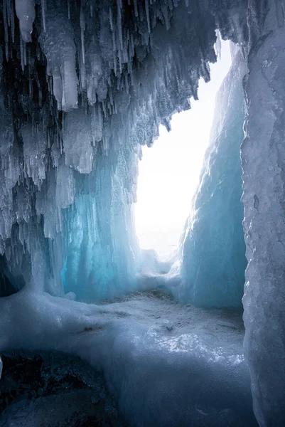 Une Grotte Glace Vous Attend Sur Lac Baïkal Ancien Profond — Photo