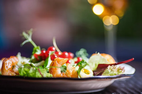 Plate Beautiful Appetizing Salad Fresh Vegetables Shrimps Quail Eggs Lingonberries — Stock Photo, Image