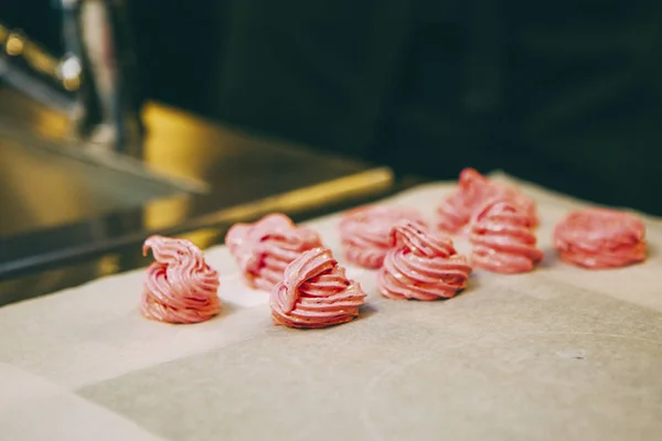 Рожевий Зефір Готується Кухні — стокове фото