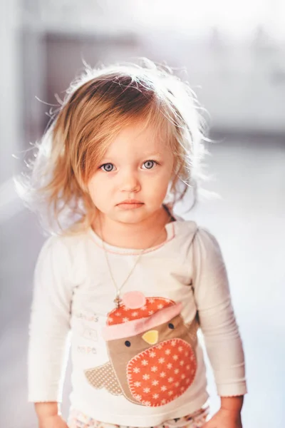 Serious Beautiful Little Girl Standing Straight Looking Forward Her Awesome — Stock Photo, Image