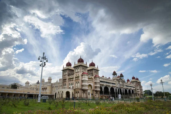 Het paleis van Mysore, Mysore, Karnataka India — Stockfoto