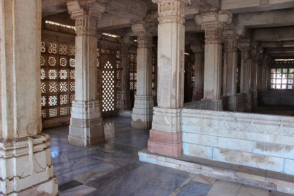 Sarkhej Roza, Ahmedabad, Gujarat Índia — Fotografia de Stock