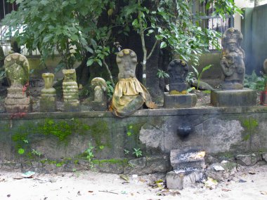Nagas heykeli (yılan), Nagaraja Temple, Mannasala, Kerala, Hindistan