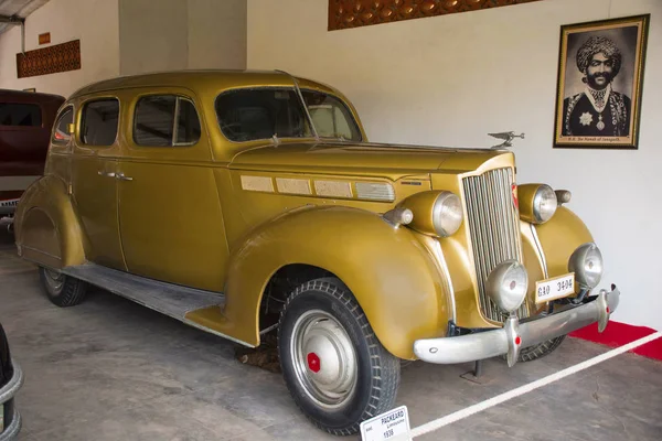 AUTO WORLD VINTAGE CAR MUSEUM, AHMEDABAD, GUJARAT, INDIA, 13 de enero de 2018. Packard 840, 1930 — Foto de Stock