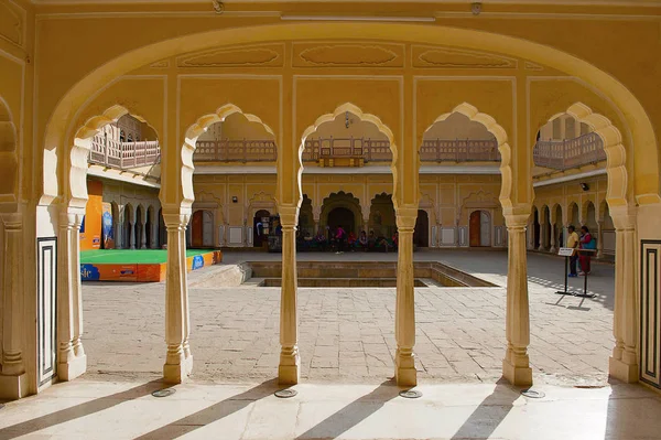 Interieurs, Hawa Mahal, het paleis van de winden, Jaipur, Rajasthan — Stockfoto