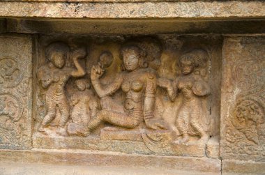 Airavatesvara Tapınağı, Darasuram, Kumbakonam, Tamil Nadu, Hindistan yakın iç duvara oyulmuş Idol.