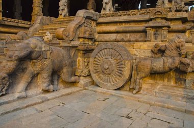 Airavatesvara Tapınağı, Darasuram, Kumbakonam, Tamil Nadu, Hindistan yakın oyma merdiven