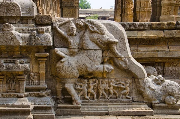 Scala scolpita del tempio Airavatesvara, Darasuram, vicino a Kumbakonam, Tamil Nadu, India . — Foto Stock