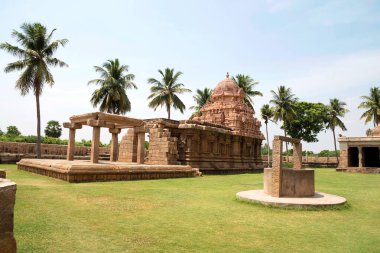 Tenkailasa shrine and Brihadisvara Temple, Gangaikondacholapuram, Tamil Nadu, India.  clipart
