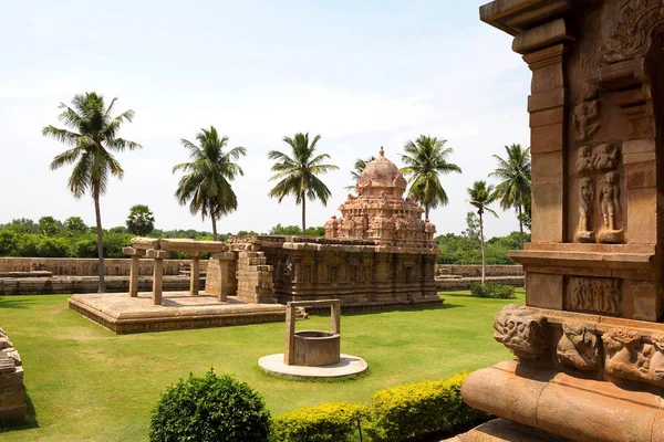 Santuario Tenkailasa y templo Brihadisvara, Gangaikondacholapuram, Tamil Nadu — Foto de Stock