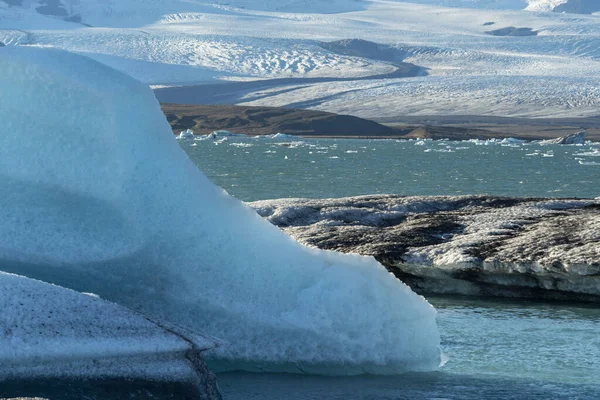 Jokulsarlon egy nagy jeges tó délkelet-Izlandon, Izlandon — Stock Fotó