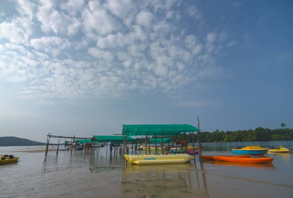 Kalandtábor, Cunami sziget, Devbaug, Sindhudurga, Maharashtra, India — Stock Fotó