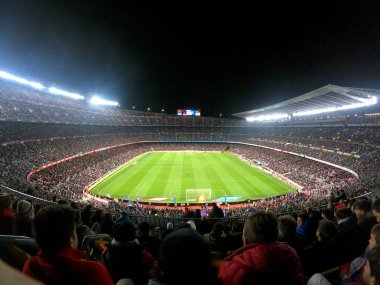 Barcelona Stadyumu, İspanya, Ocak 2019, Nou Kampı 'ndaki insanlar futbol maçı izliyor.