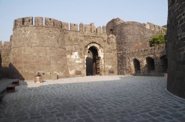 Daulatabad kalesinin ön kapısı, Aurangabad, Maharashtra