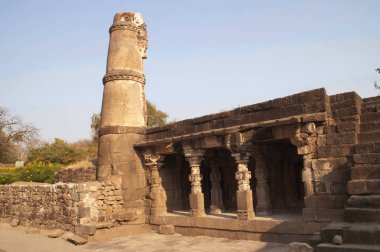 Daulatabad kalesi, bina yapısı, Aurangabad, Maharashtra