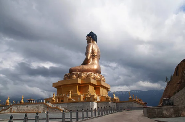 Будда Дорденма, огромная статуя Будды, Тхимпу, Бутан — стоковое фото