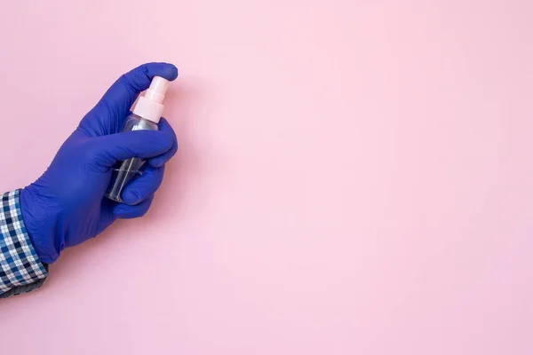 Бутылка Антибактериальным Антисептическим Спреем Руке Розовый Изолированный Спирт Гель Спрей — стоковое фото
