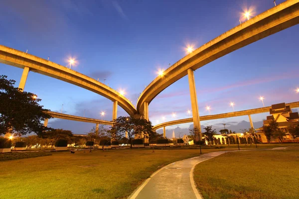 Ponte Parque Crepúsculo — Fotografia de Stock