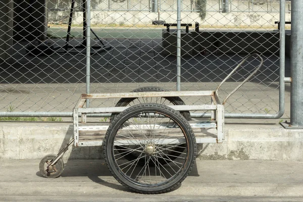 taşıma için eski sepeti
