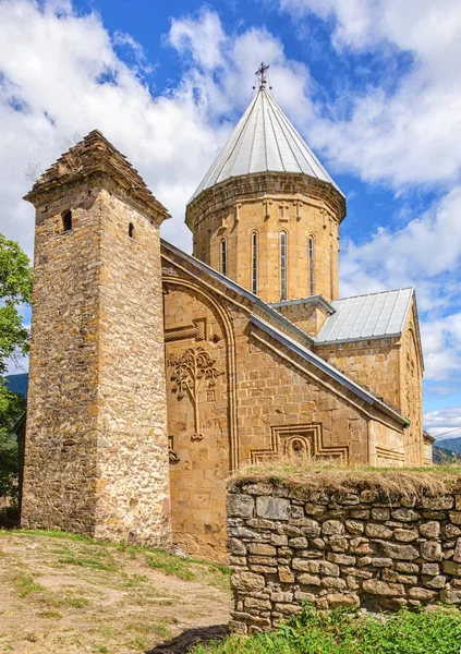Kostel v Ananuri zámku — Stock fotografie