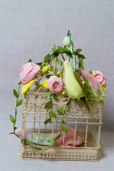 Yellow bird toy statue on cage vintage old sweet beautiful nice — Stock Photo, Image