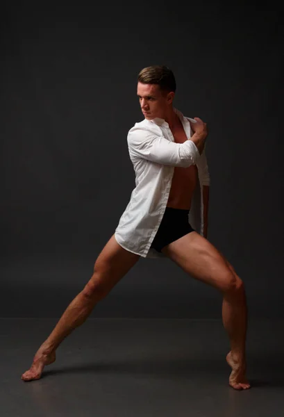 Homme danses, sport, concept, ballet — Photo