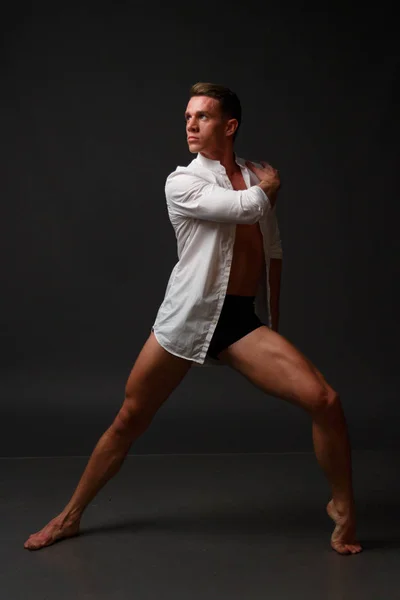 Homme danses, sport, concept, ballet — Photo