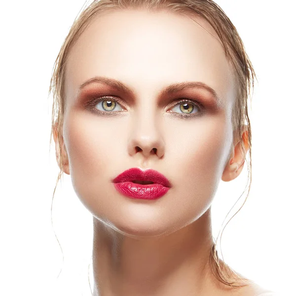 Πορτρέτο Της Νεαρής Γυναίκας Μόδας Μακιγιάζ Κόκκινα Χείλη — Φωτογραφία Αρχείου