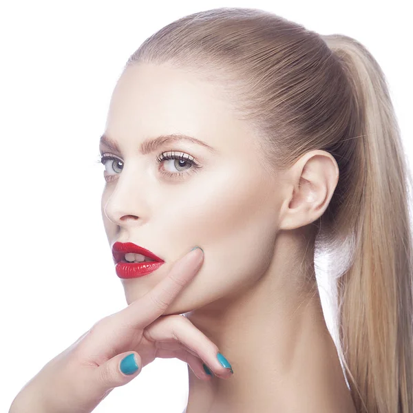 Retrato Mujer Con Labios Rojos Esmalte Uñas Azul — Foto de Stock