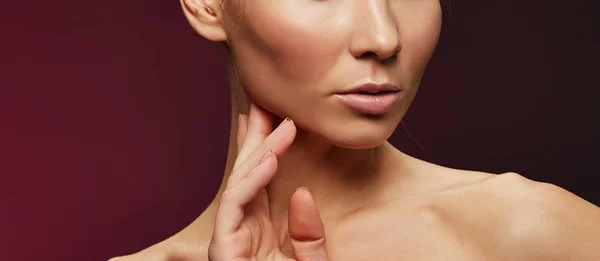 Vista Parcial Rosto Mulher Com Maquiagem Natural — Fotografia de Stock