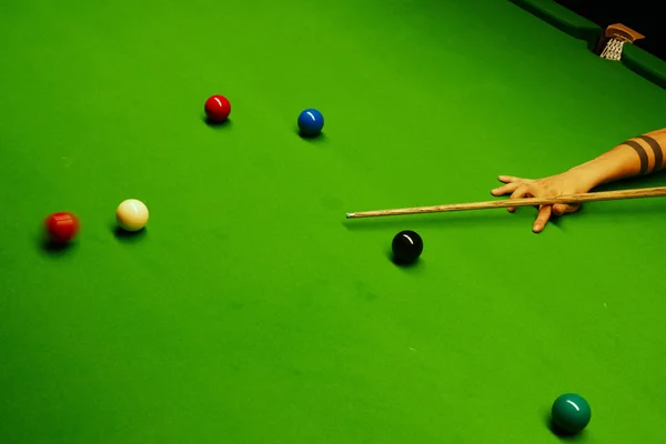 Snooker Table Balls Player Hitting View — Stock Photo, Image