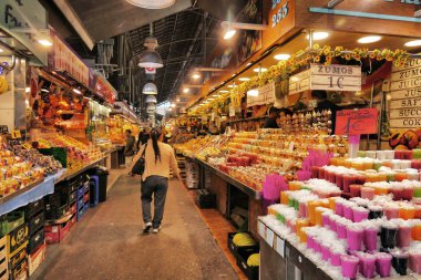 Barcelona Catalunya Kasım 2016 ünlü gıda la Rambla yanında La Boqueria Pazar