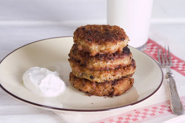 Tortitas de avena con crema y cuencos de helado Imagen De Stock