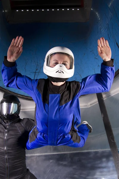 Flying in a wind tunnel — Stock Photo, Image