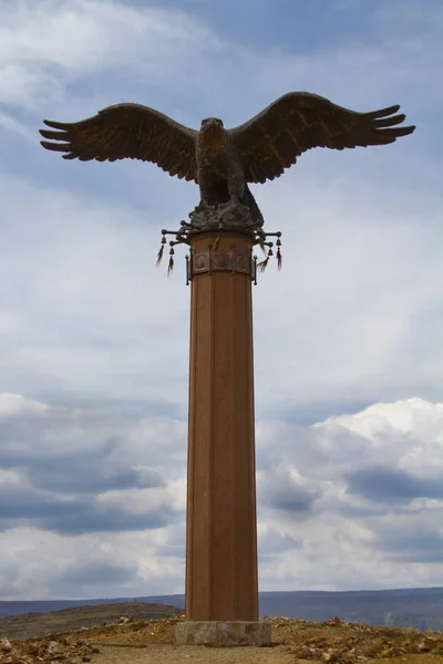 Elance Russie Mai Monument Aigle Symbole Chamanisme Sur Baïkal Mai — Photo