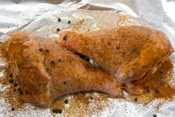 Preparação Carne Peru Shank Forno Com Temperos Limão — Fotografia de Stock