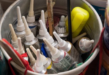 İğne işi ve çizim, fırçalar, boyalar, kalemler için Araçlar