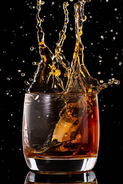 Splash Cognac Glass Falling Ice — Stock Photo, Image