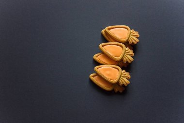 Zencefilli kurabiye bir havuç şeklinde