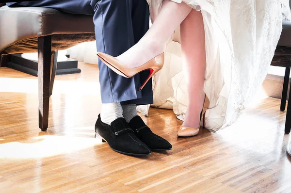 Nikah günü yüzükleri mutlu gelin