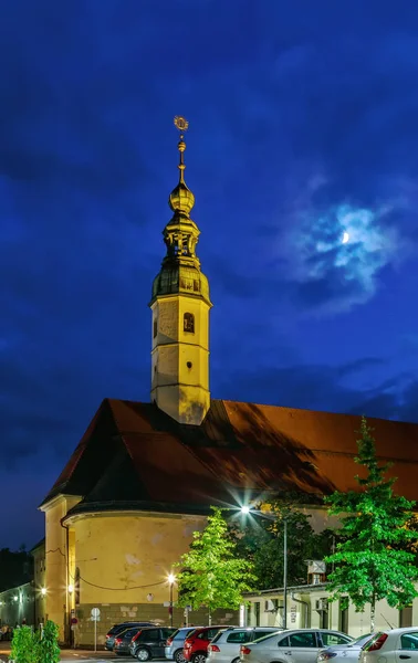 Marienkirche por la noche, Klagenfurt, Austria — Foto de Stock